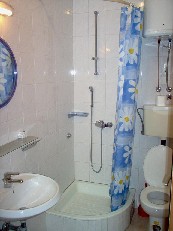 Apartment Karmen Trogir Quarto foto